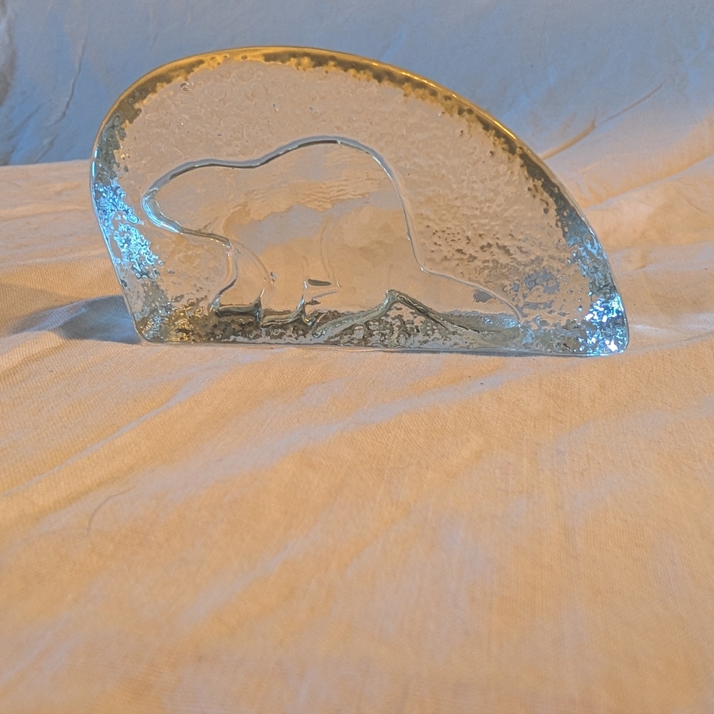 2/40$ Clear Glass Beaver Paperweight - Home Art Accent